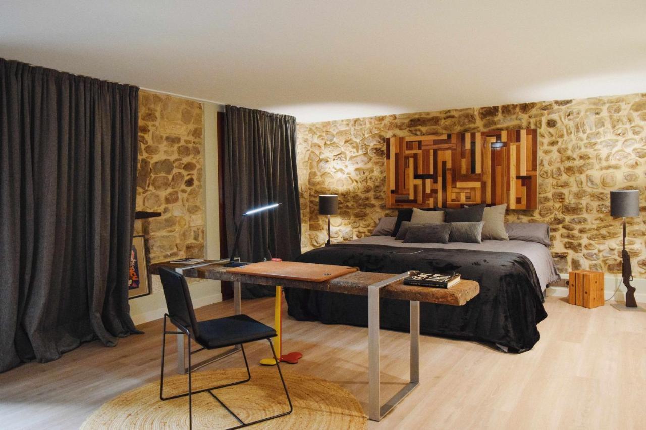 Keldomenech Bed&Art Luxury Apartment For Art Lover Besalú Exterior foto