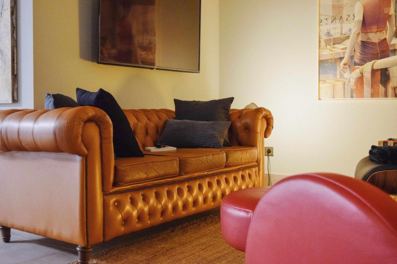 Keldomenech Bed&Art Luxury Apartment For Art Lover Besalú Exterior foto